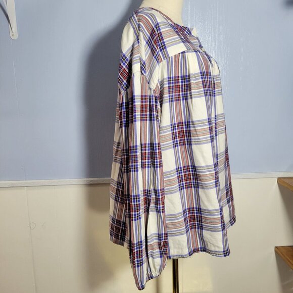 Every Moment XXL White Red Blue Button Up Longsleeve Lightweight Plaid Blouse - Picture 2 of 9